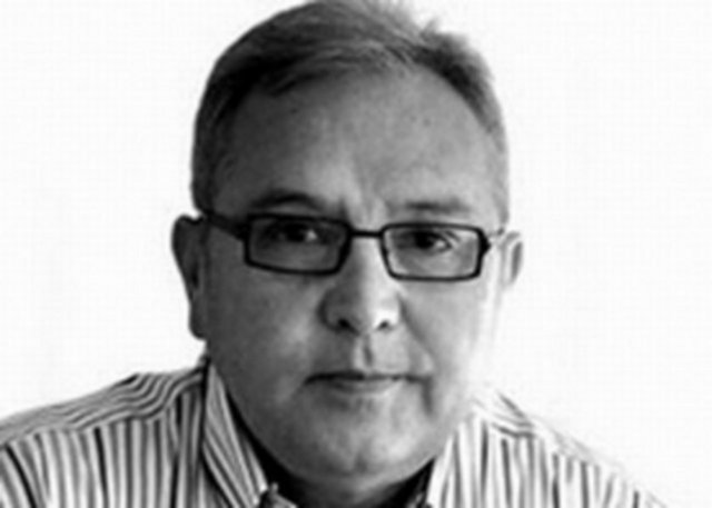 İLKER YASİN "Sayın seyirciler Ergün'ün kanadı Taksim Gezi Parkı'na dönüştü." (Türkiye - Moldova maçı)