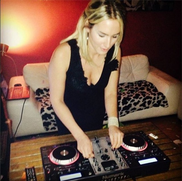 Acun Ilıcalı'nın yeni ilişkisinin duyulmaması için Kardelen Ergin'le daha çok İstanbul dışında bir araya geldiği konuşuluyor.