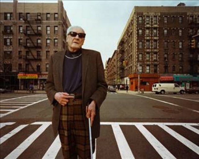 Yapılan hayvan deneyleri de melatoninin kanser ile direkt ilişkisi olduğunu gösteriyor. Ayrıca körlerin daha az kansere yakalanması da bunun bir göstergesi olarak ortaya çıkıyor.