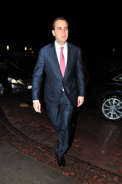 MURAT ÖZYEĞİN
