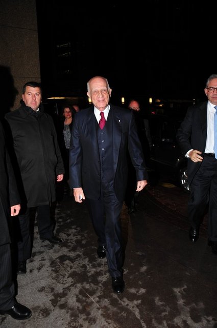 İNAN KIRAÇ
