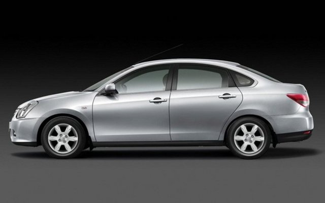 Nissan Almera