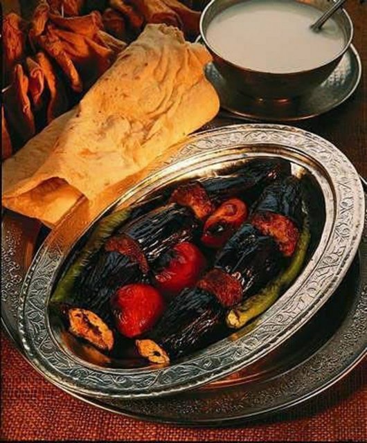 KAHRAMANMARAŞ - Dövme dondurma, biber, tarhana, leğen çorbası, tirşik çorbası, Maraş paçası, pıtpıt lapası, sömelek, un sucuğu, bastık, çullama, ilende, hapısa, ravanda.