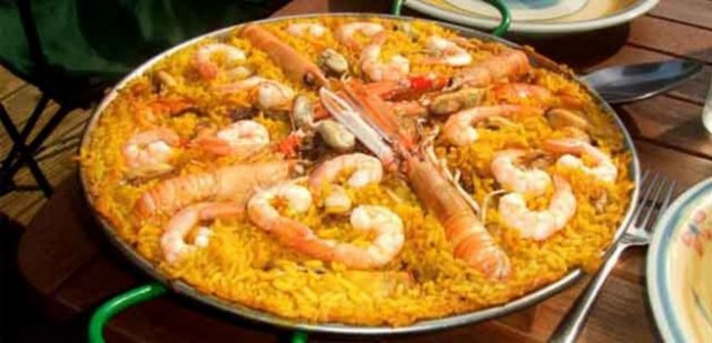 KİLİS - Şıhıl mahşe, pekmez, kübbülmüşviyye, talı malhıta, köllük aşı, züngül, belluriye, cennet çamuru, firik pilavı, kibe, mazlum, mıkşi, teşrübe, mayanalı (anasonlu) kahke, haytayla ve sucuk hapısası.