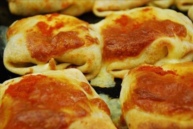 MANİSA - Mesir macunu, kula güveç kapaması, şekerli pide, otlu pide, Manisa kebabı.