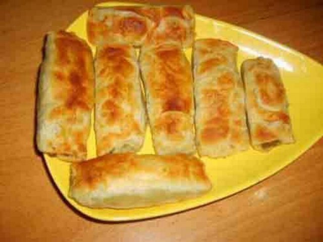 BİLECİK - Büzme, nohutlu tavuklu mantı, keşkek, ovmaç çorbası, mercimekli mantı, kesme hamur, keklik kebabı, köpük helvası