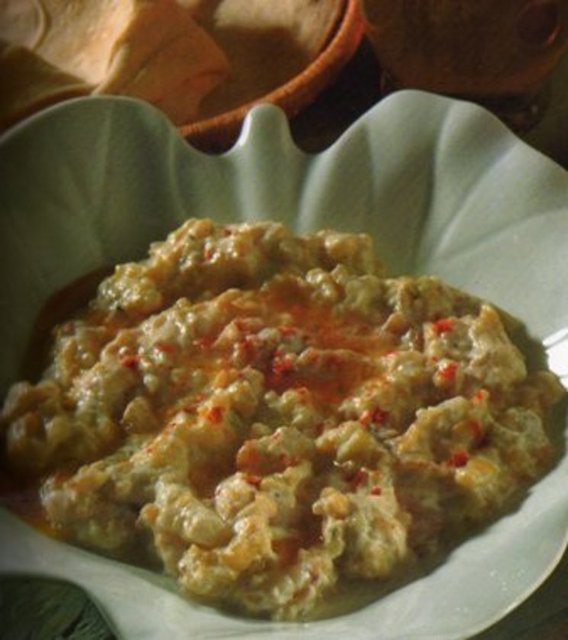 NİĞDE - Mangir çorbası, tava, üzüm boranası, ditme, unlu söğürme, papara, cılbır, halveter, kaşık kayganası.