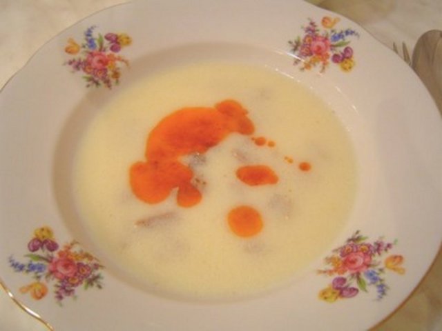 KIRŞEHİR - Düğ çorbası, yoğurt çorbası, katma aşı, borani, keşgah, baltacı, çullama, süla kabağı, höşmerim, aside, sütlü kabak, pelte, köftür, çir yağlaması, ekşi şerbeti, damla şırası, incir yağlama.