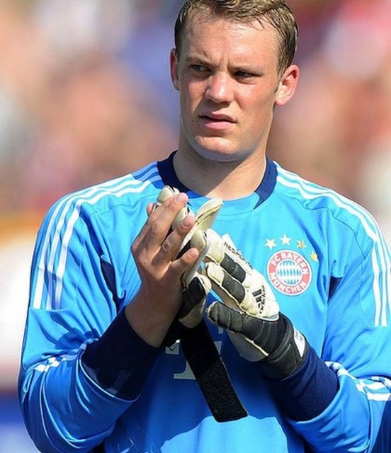 1- Manuel Neuer - Bayern Münih