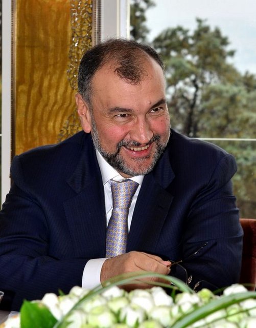 1-MURAT ÜLKER YILDIZ HOLDİNG 2014 Serveti: 3.7 milyar dolar/ 2013 Serveti: 3.1 milyar dolar