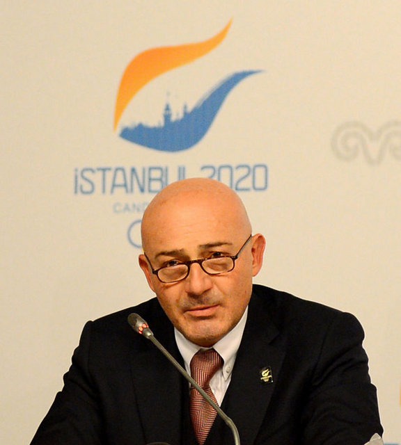 6- FERİT ŞAHENK DOĞUŞ GRUBU 2014 serveti: 2.1 milyar dolar / 2013 serveti: 3.4 milyar dolar