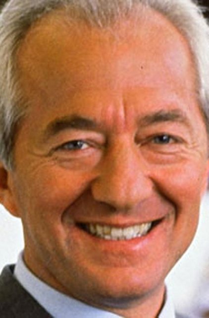 38) Leonardo Del Vecchio / Giyim  -  - 19.2 milyar dolar