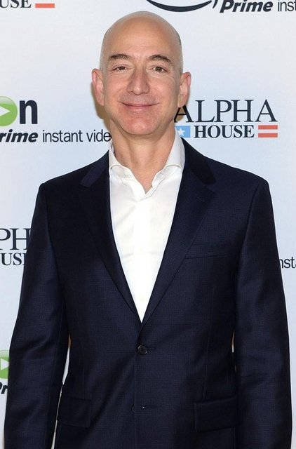 18. Jeff Bezos - Amazon.com  -  - 32 milyar dolar  -