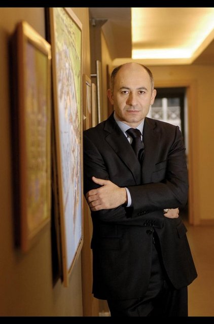 4) Erman Ilıcak / Rönesans İnşaat  -  - 2014 Serveti: 2.8 milyar dolar  - 2013 Serveti: 2.5 milyar dolar