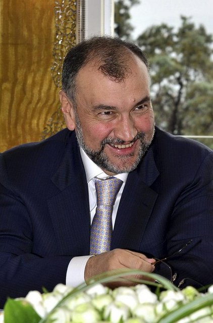 1) Murat Ülker / Yıldız Holding  -  - 2014 Serveti: 3.8 milyar dolar  - 2013 Serveti: 3.1 milyar dolar