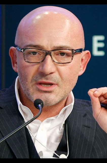 7) Ferit Şahenk / Doğuş Holding  -  - 2014 Serveti: 2.1 milyar dolar  - 2013 Serveti: 3.4 milyar dolar