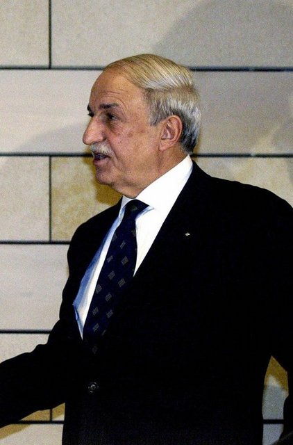 3) Hüsnü Özyeğin / Fiba Holding -  - 2014 Serveti: 3 milyar dolar - 2013 Serveti: 3.1 milyar dolar