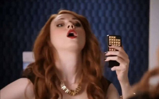 ABD'deki ABC Kanalı "Selfie" adlı yeni bir sitcom'un çekimlerine başladı.