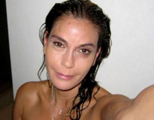 Teri Hatcher aslında bu kareyi makyajsızken nasıl olduğunu göstermek için çekip paylaşmıştı.