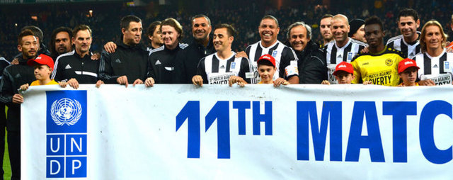 Karşılaşmada eski ünlü futbolcular, İsviçre Birinci Ligi takımlarından Young Boys'u 8-6 mağlup etti.