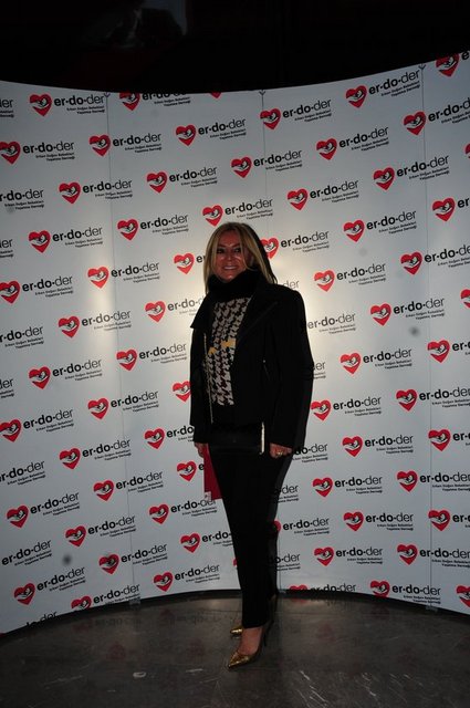 NEŞE SERT