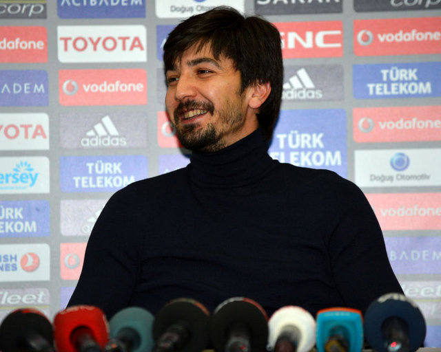 TOLGA ZENGİN  "Olimpiyat Stadı'nda güzel olan tek şey isminin "Atatürk" olması."