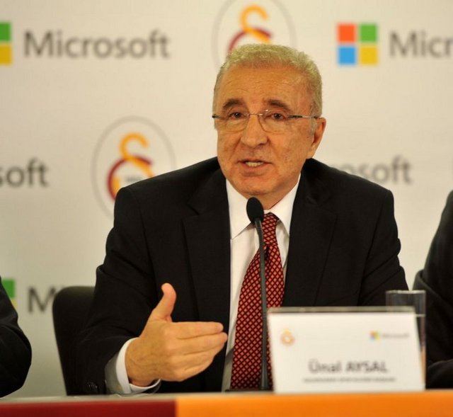 ÜNAL AYSAL  "Alex Ferguson'un sözleşmesi nasıl bilmiyorum, ama öğrenirsem eğer Fatih Terim ile öyle bir sözleşme yapacağım"