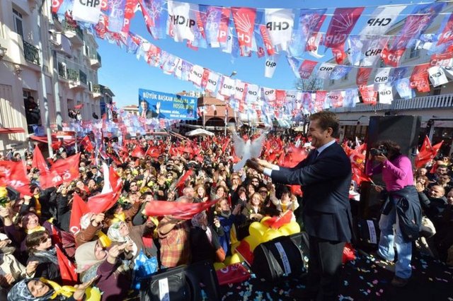 Anadolu ve Avrupa yakalarına birer baraj yapılacak.