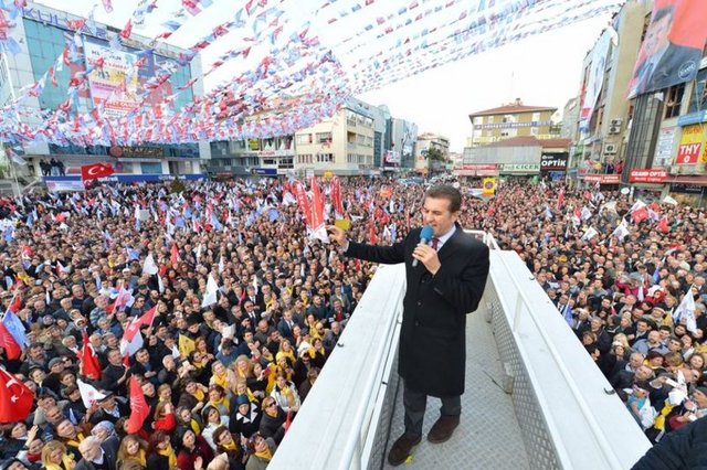 CHP İBB adayı Mustafa Sarıgül: 6-14 yaş arası çocuk ve gençler için sporcu fabrikaları.