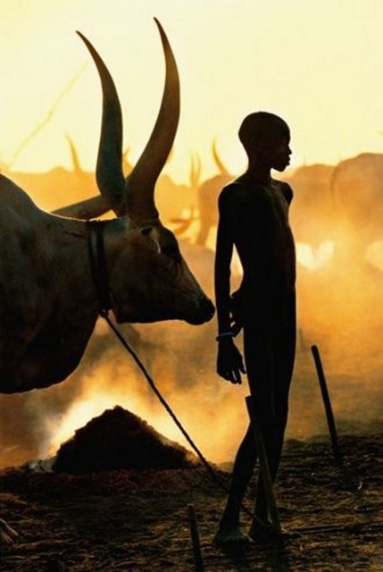 Merkezlere uzak olan bu bölgede eski yaşam koşulları korunmakta. -