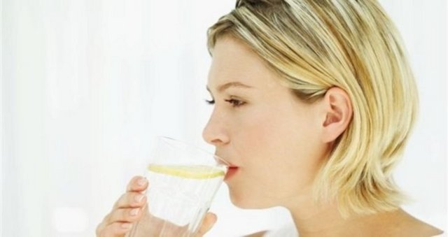 Su vücudun her hücresinde elektriksel ve manyetik enerji üretir, bize yaşam gücü verir.