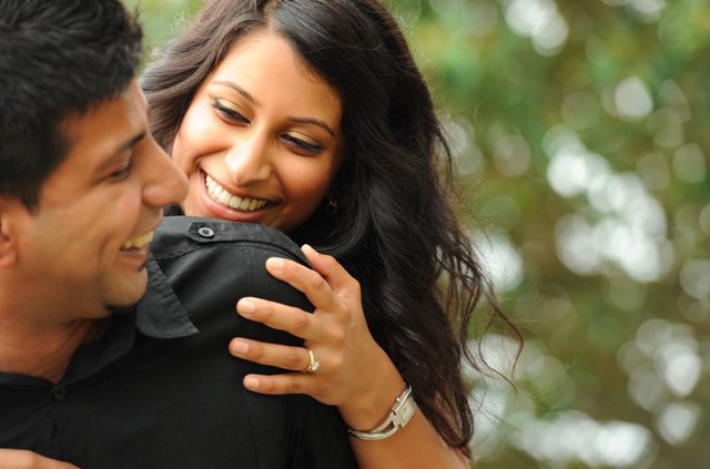 Onunla aynı fikri paylaşmasanız da, partnerinizin düşünce tarzına saygı göstermelisiniz.