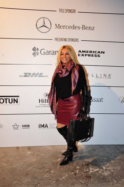 NEŞE SERT