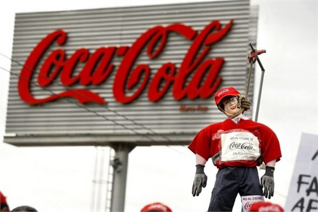 12- Coca-Cola - Marka değeri 33,722 milyar dolar.