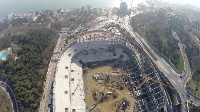 Türkiye'nin ilk akıllı stadyumu olması planlanan tesiste adeta yok yok.