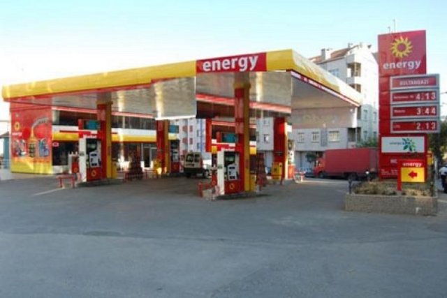 37 Enerji Petrol - Satın alma yöneticisi: Ahmet Çınar - 2013 satın alma bütçesi: 462.800.000 TL