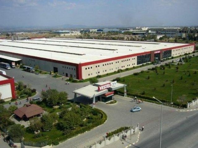 11 Vestel Elektronik - Satın alma yöneticisi: Ender Yüksel - 2013 satın alma bütçesi: 3.420.000.000 TL  -