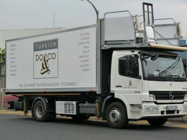 50 Turkish Do&Co - Satın alma yöneticisi: Tuncay Dinç - 2013 satın alma bütçesi: 300.000.000 TL