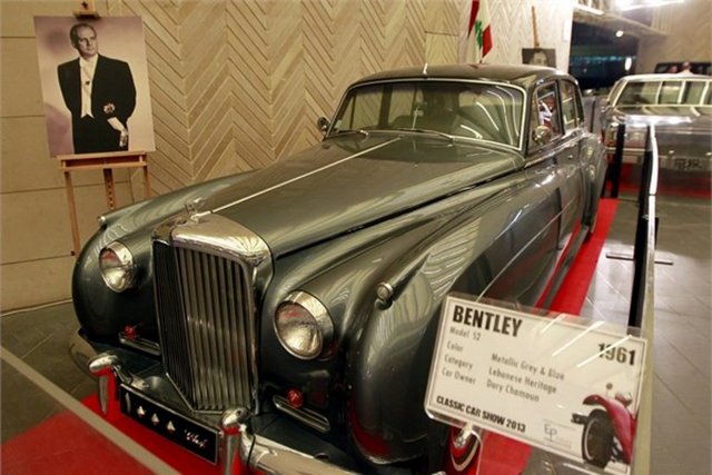 44- Bentley - Marka değeri 2 milyar doların üzerinde.  -