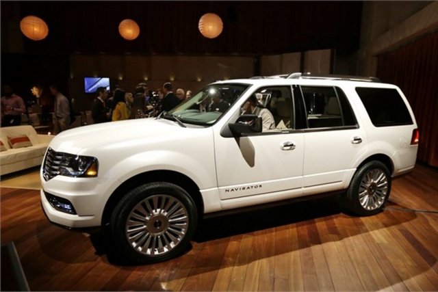 39- Lincoln - Marka değeri 2,3 milyar doların üzerinde.