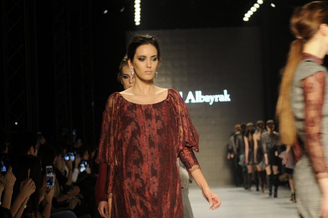 EROL ALBAYRAK DEFİLE 