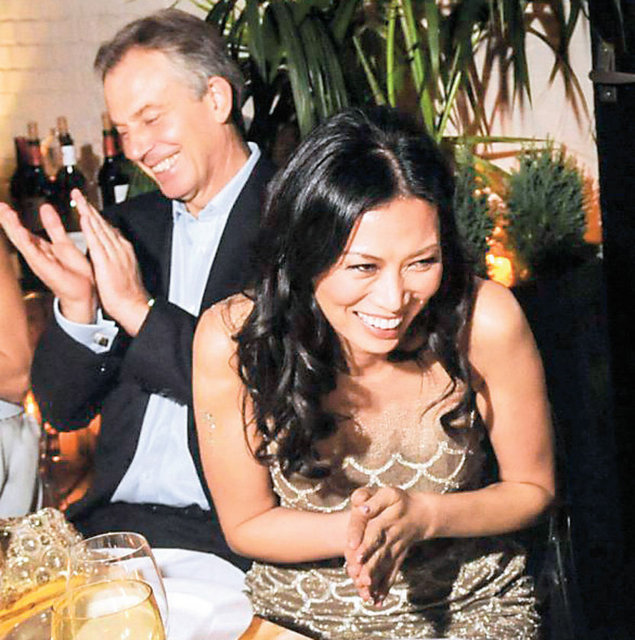 Blair ve Deng, Murdoch yokken oldukça keyifli.