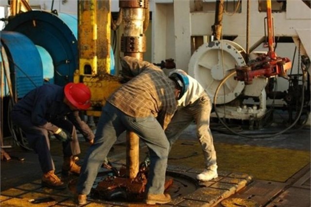 20. Petrol Platformu Operatörü -  -  - Yıllık kazancı 72 bin 800 dolar -