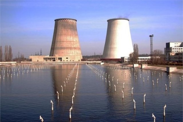 16. Nükleer Santral Operatörü -  -  - Yıllık kazancı 80 bin 800 dolar -