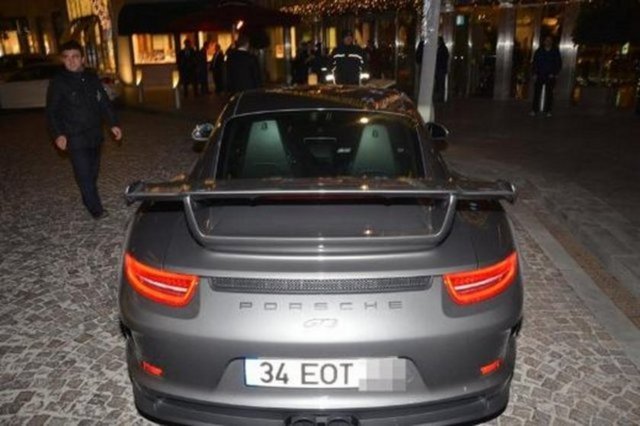 EMRE BELÖZOĞLU - PORSCHE 911 GT3