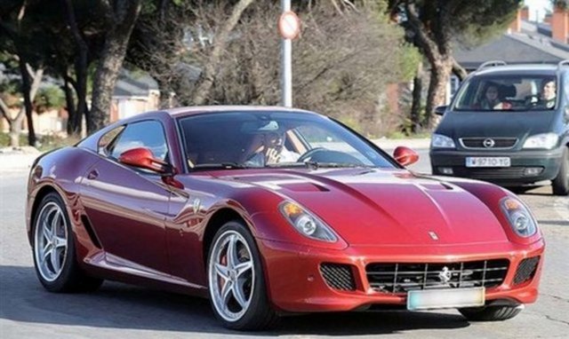 CRİSTİANO RONALDO - 599 GTB