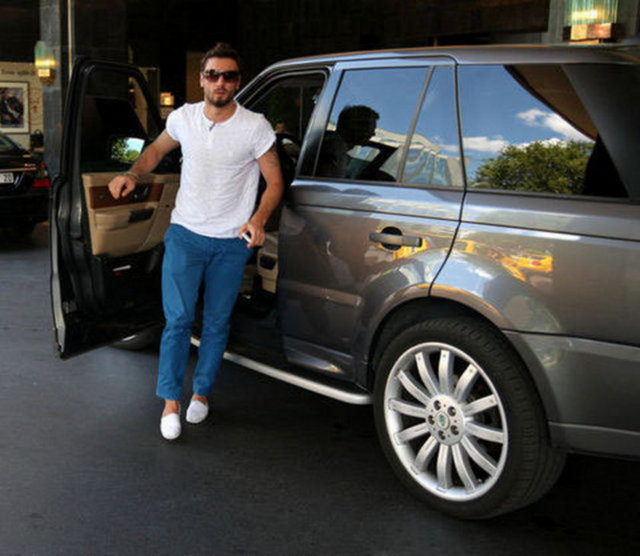 SERDAR KESİMAL - RANGE ROVER