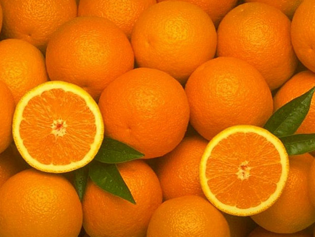 Portakalları sıkmadan önce soğuk suda bekletirseniz elde edilecek portakal suyu miktarını yarı yarıya arttırırsınız.