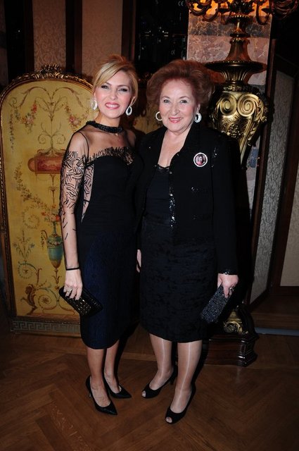 ARZU SABANCI, NUR ÇELİKOĞLU