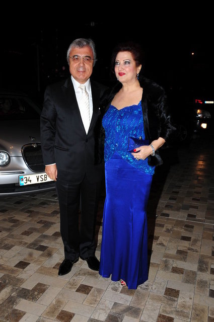 HAYATİ - FİGEN BABAOĞLU 